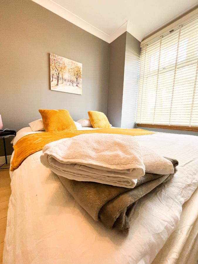 ***3 Bedroom Home Away From Home With Bbq Grill*** Chatham  Luaran gambar